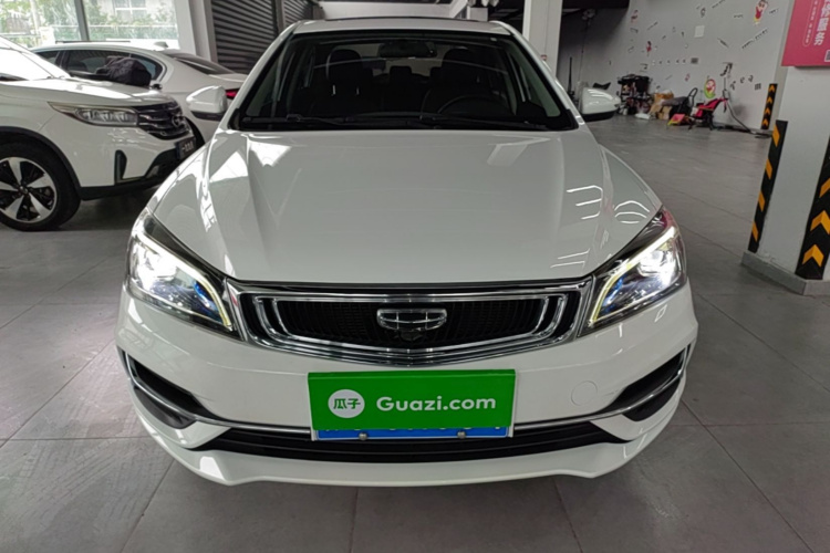 GEELY Emgrand 2020 #3 GEELY Emgrand 2020 صورة سيارة #3