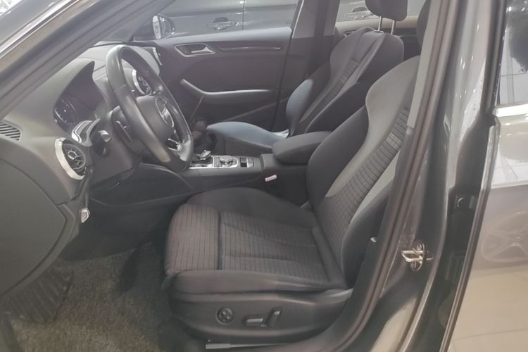 Audi A3 2019 car image #15