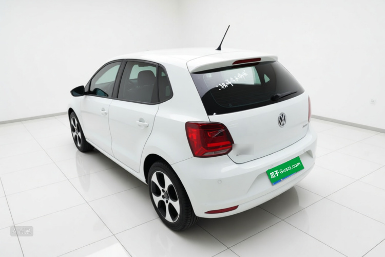 Volkswagen Polo 2018 car image #5