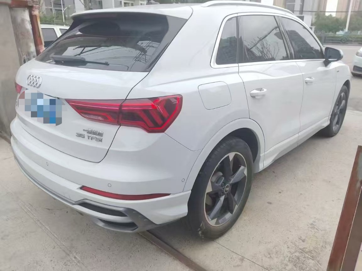Audi Q3 2022 #4 Audi Q3 2022 car image #4