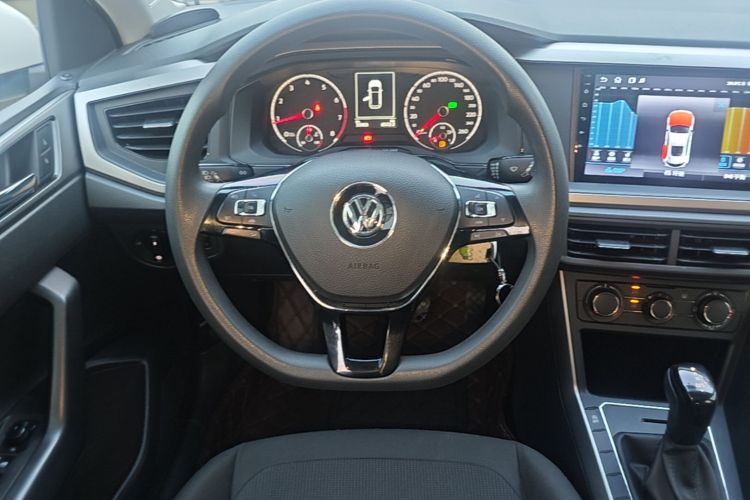 Volkswagen Polo 2020 car image #15