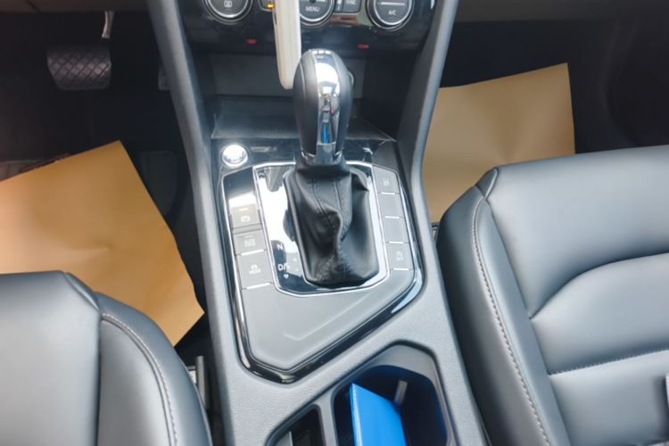 Volkswagen Tharu 2020 car image #18