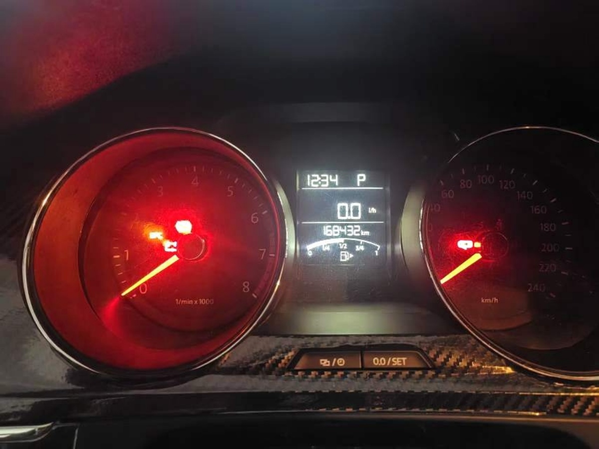 Volkswagen Bora 2013 car image #5