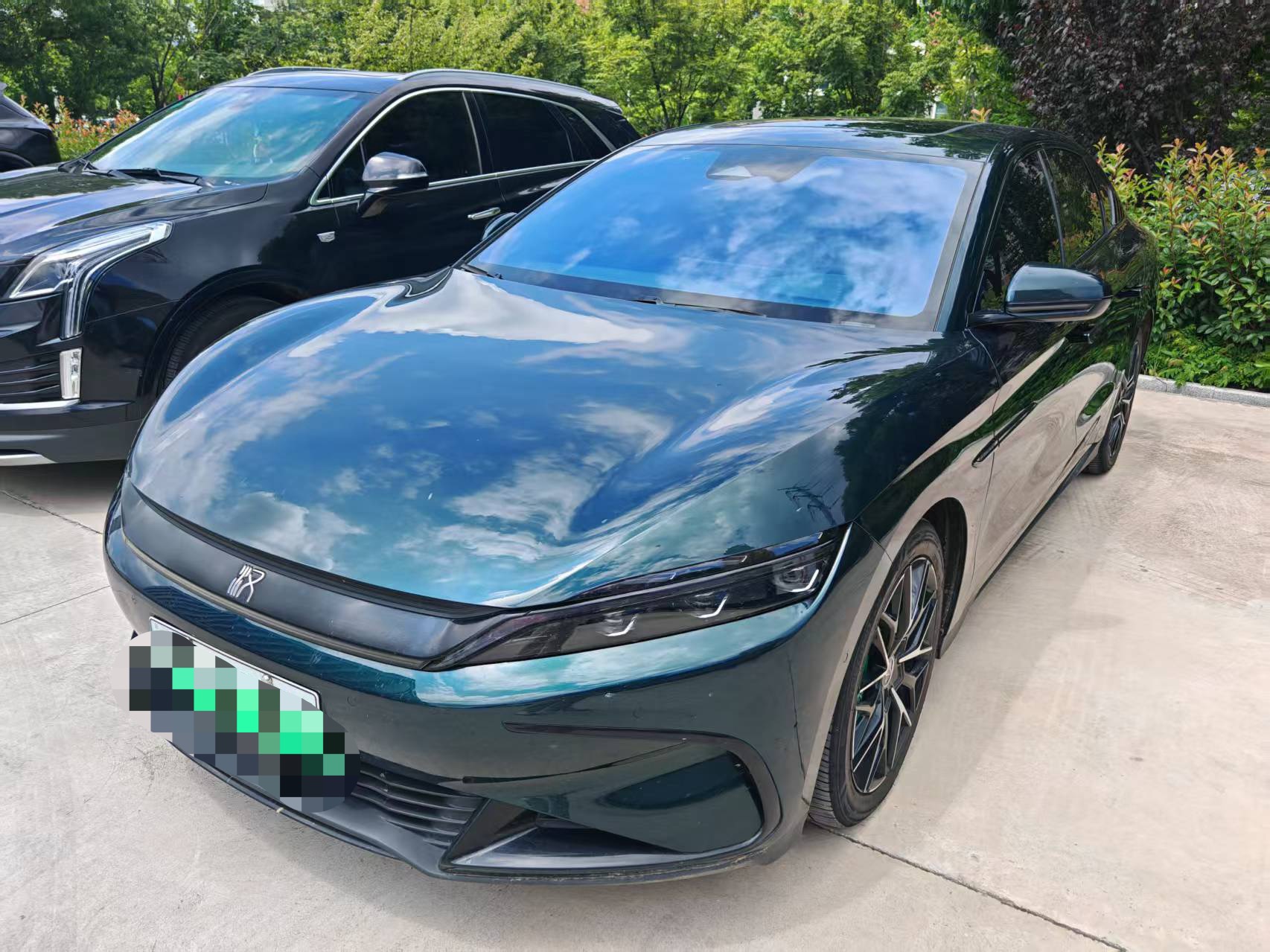 BYD Han 2023 car image #2