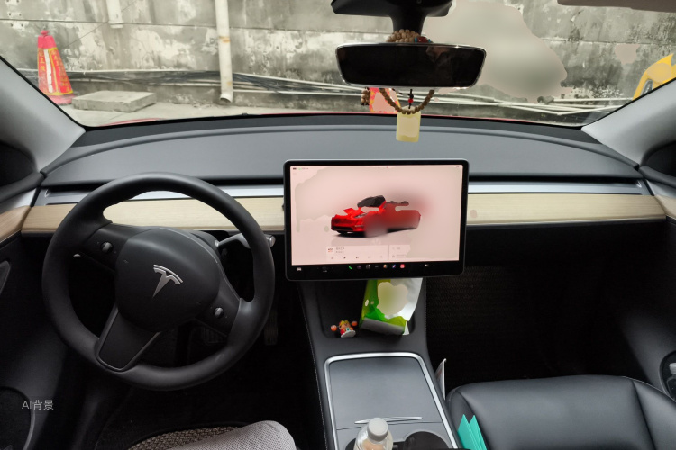 Tesla Model Y 2023 car image #11