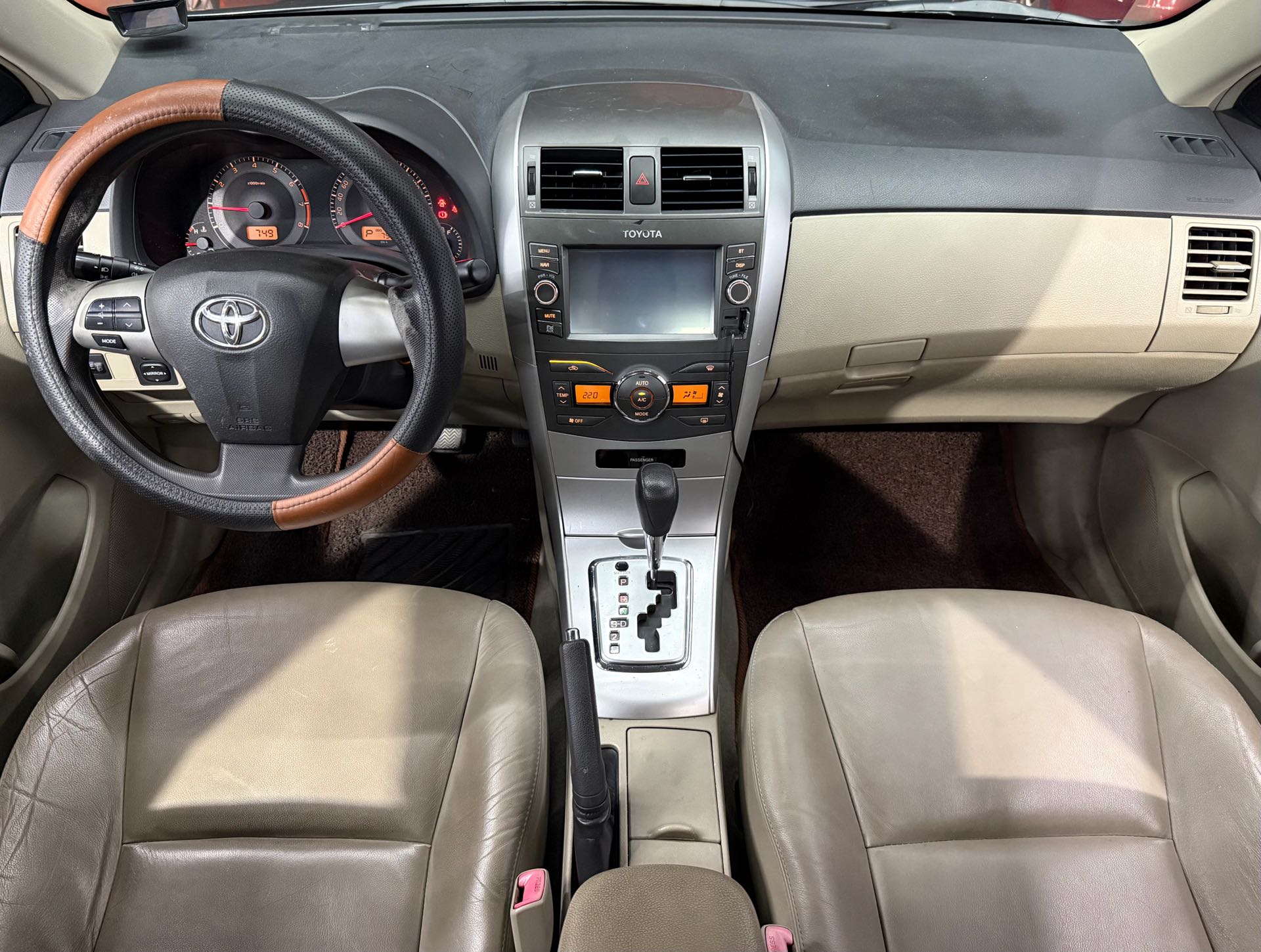 Toyota Corolla 2013 изображение автомобиля #5