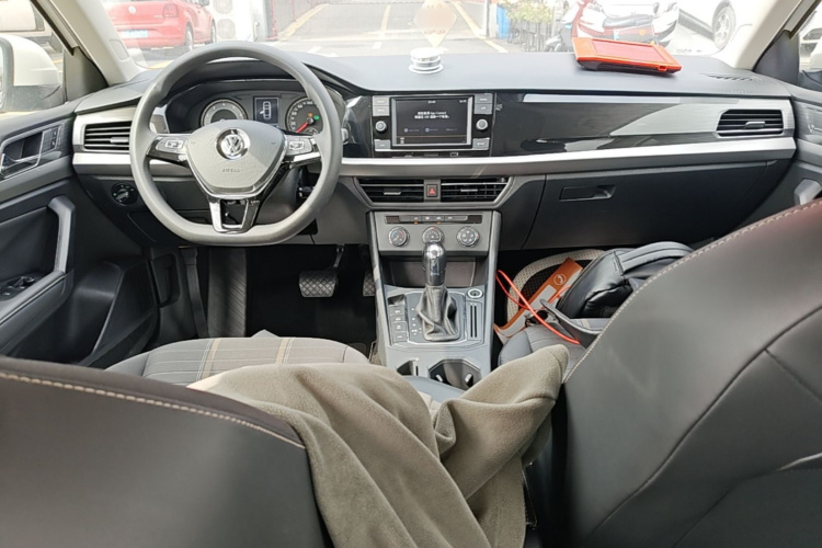 Volkswagen Lavida 2019 #10 Volkswagen Lavida 2019 car image #10