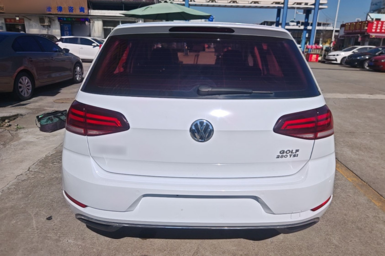 Volkswagen Golf 2018 imagem de carro #6