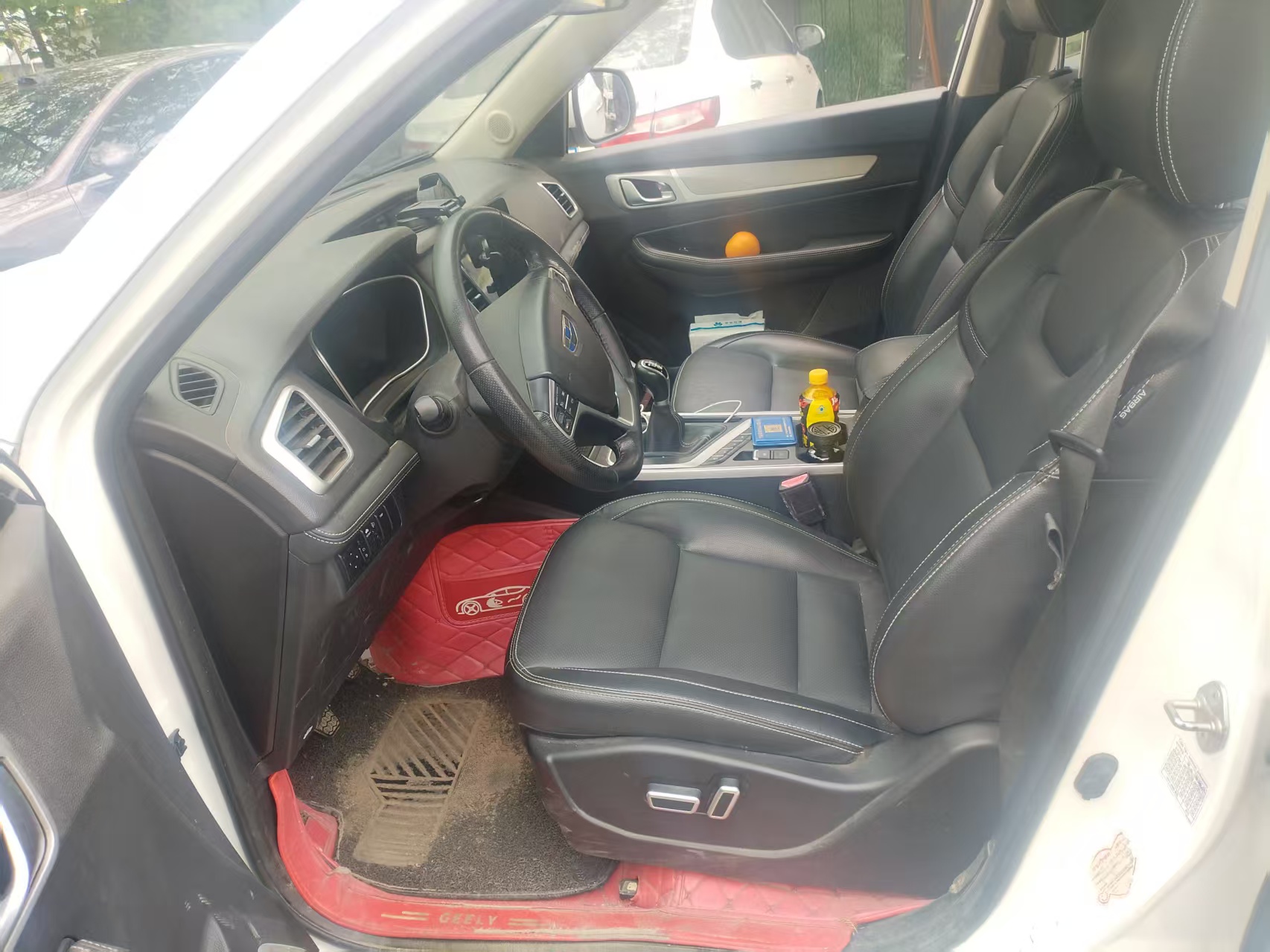 GEELY Vision X6 2020 car image #5