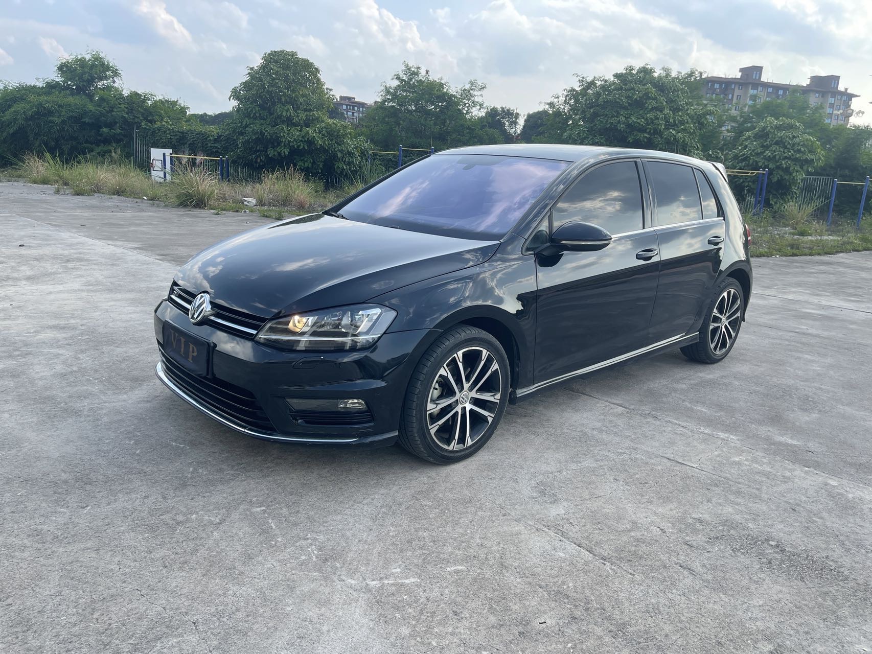 Volkswagen Golf 2016 Volkswagen Golf 2016 car image