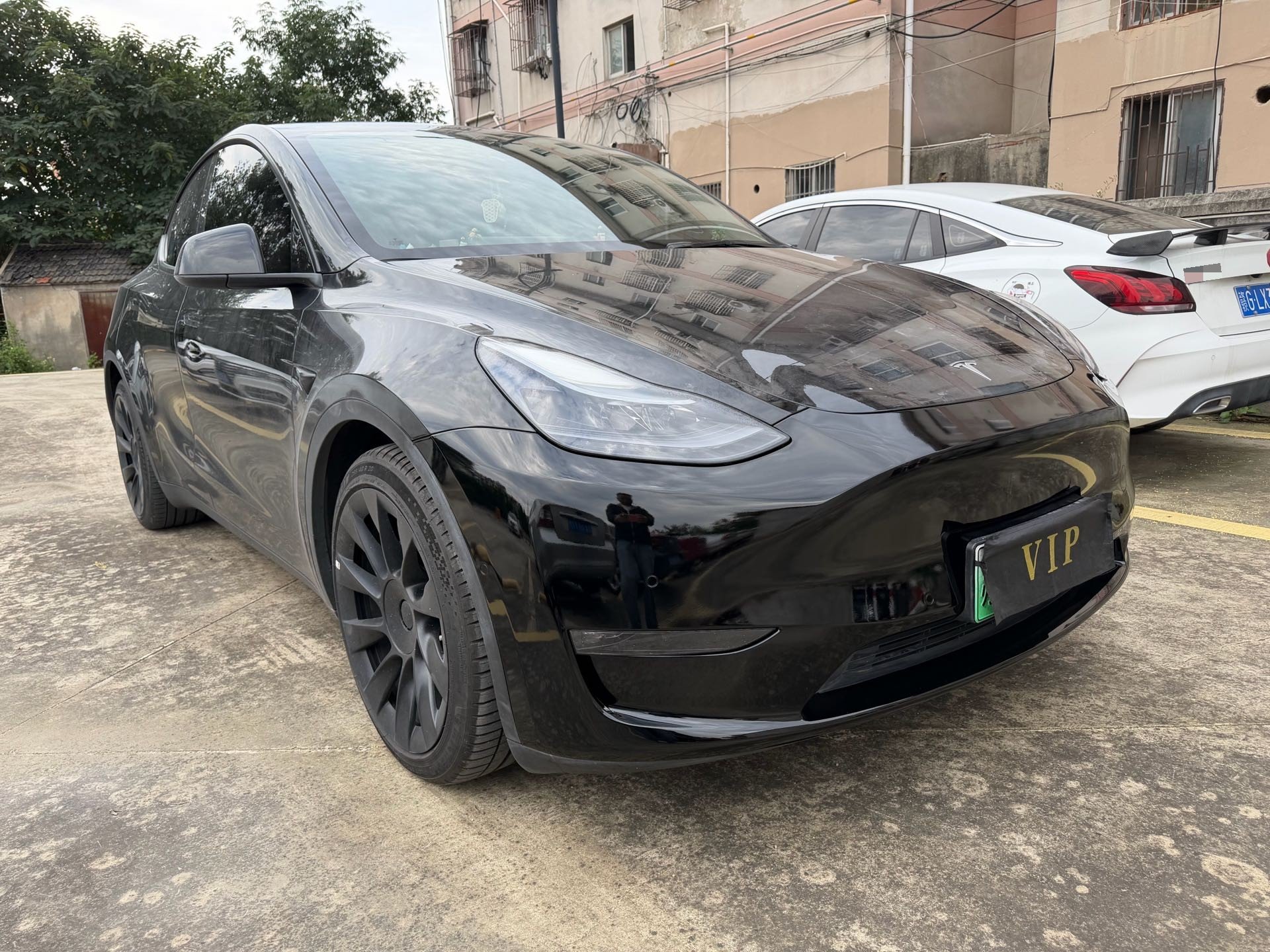 Tesla Model Y 2021 #2 Tesla Model Y 2021 car image #2