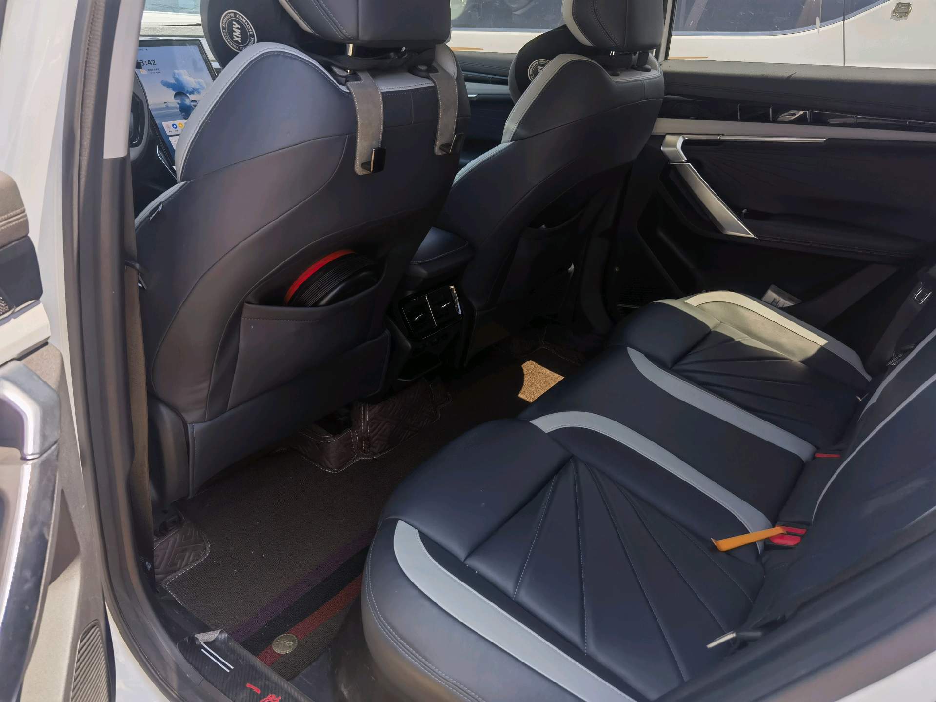 GEELY Boyue L 2023 #4 GEELY Boyue L 2023 صورة سيارة #4