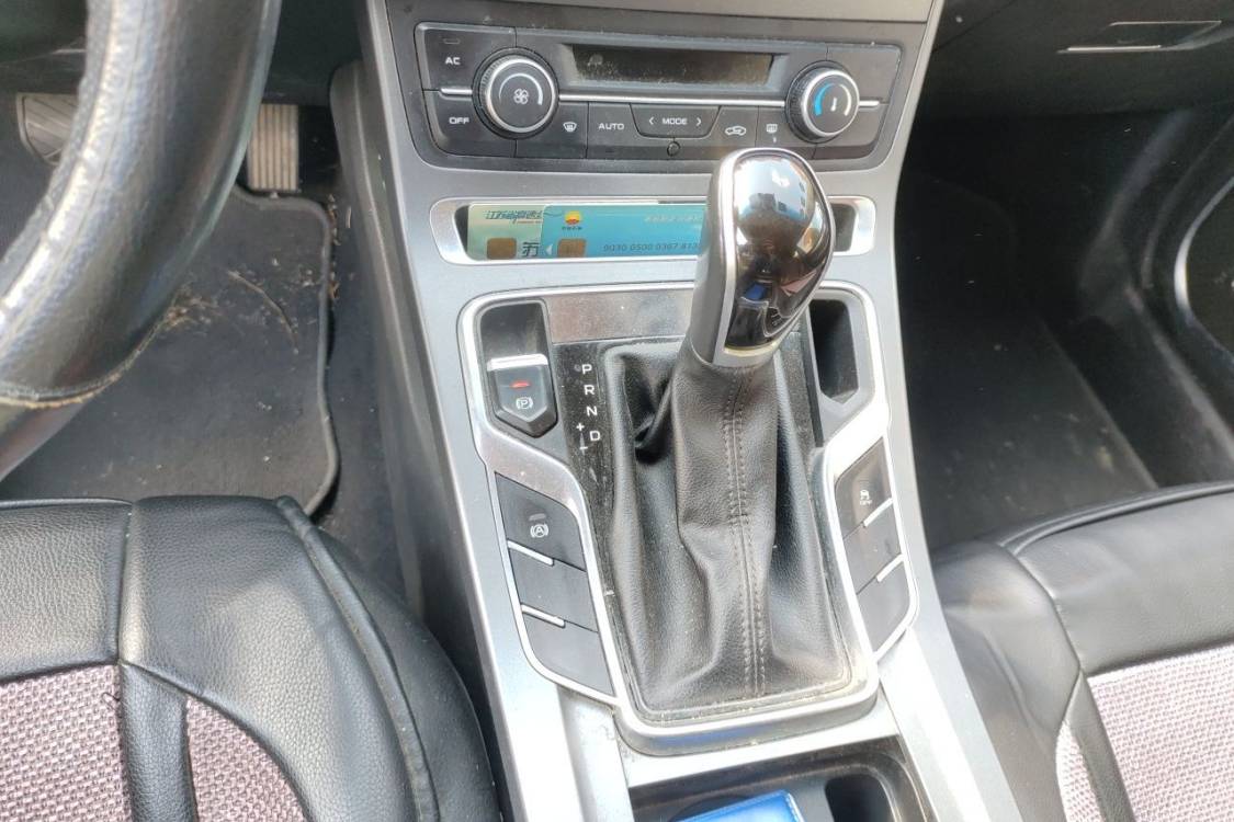 GEELY Emgrand 2018 #27 GEELY Emgrand 2018 immagine di auto #27