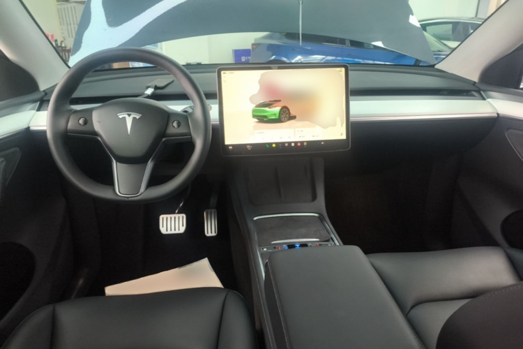 Tesla Model Y 2024 #10 Tesla Model Y 2024 immagine di auto #10