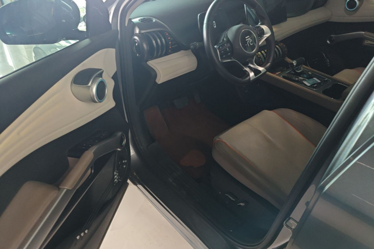 BYD Yuan Plus 2024 car image #16