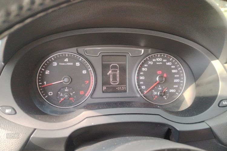 Audi Q3 2016 #13 Audi Q3 2016 immagine di auto #13