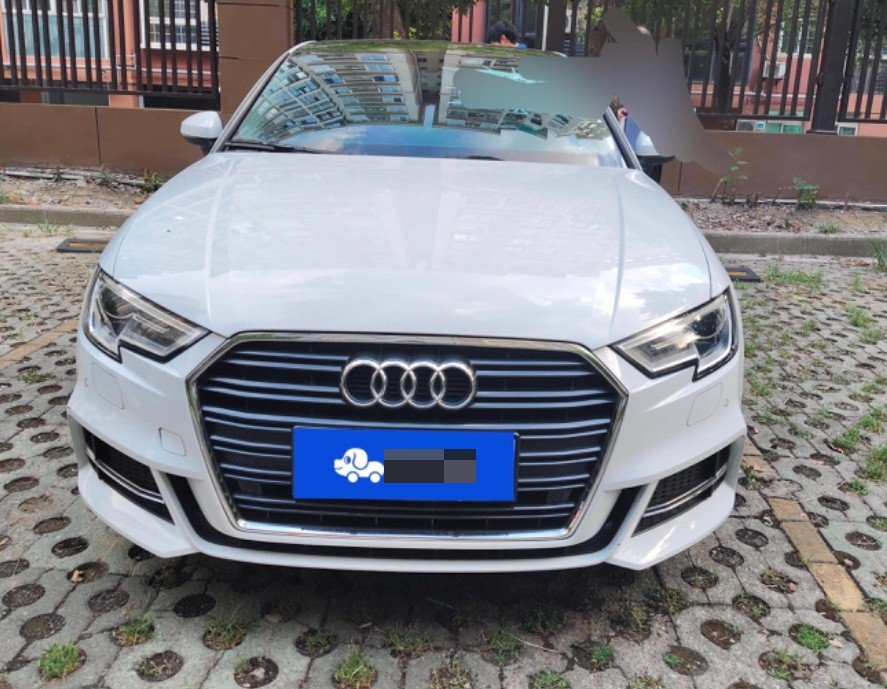 Audi A3 2018 car image #2
