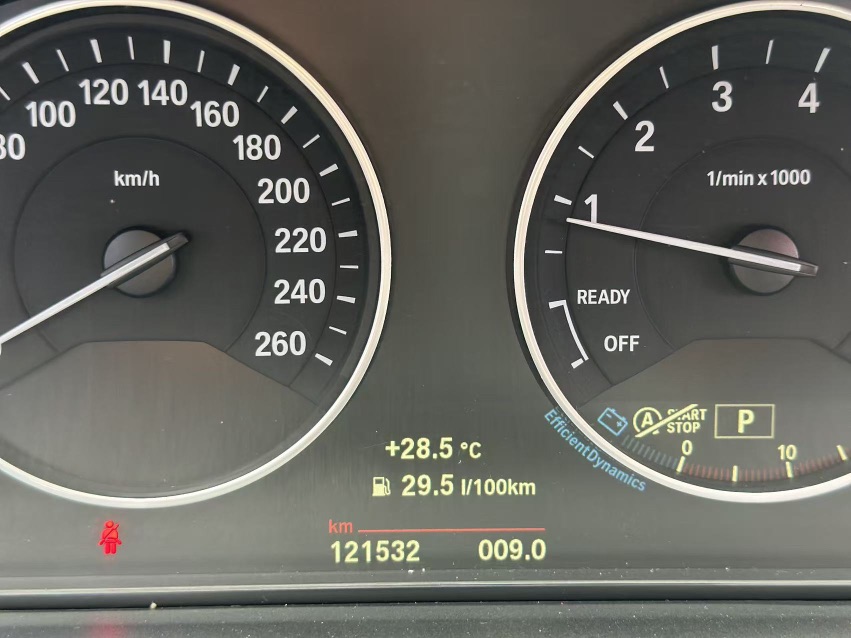 BMW 3 Series 2018 car image #7