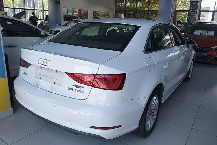 Audi A3 2016 immagine di auto #5