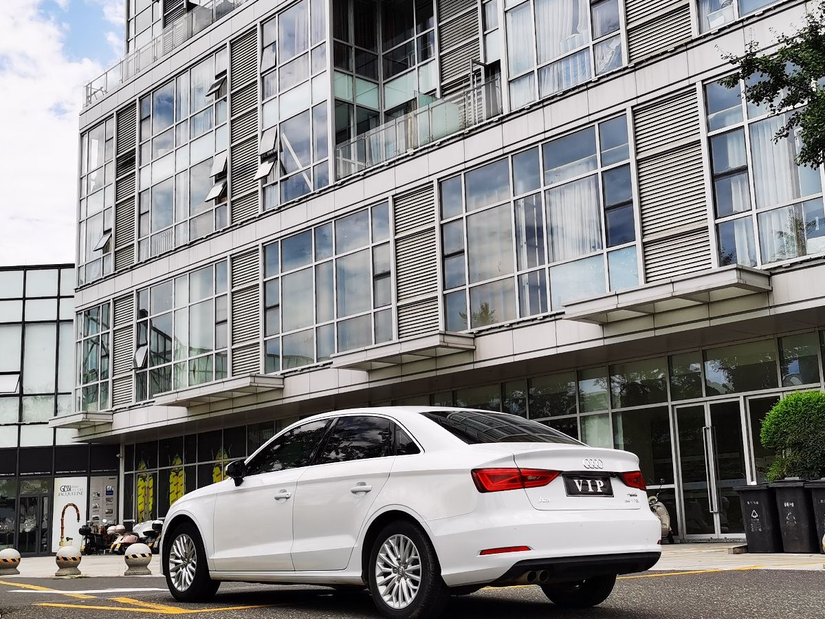 Audi A3 2017 car image #4