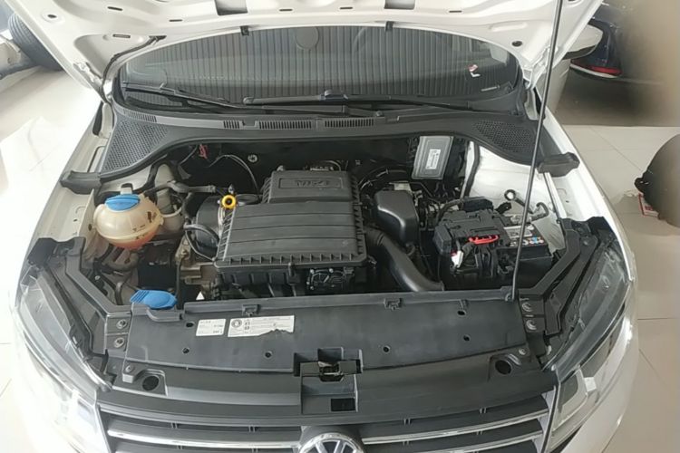 Volkswagen Santana 2017 car image #20