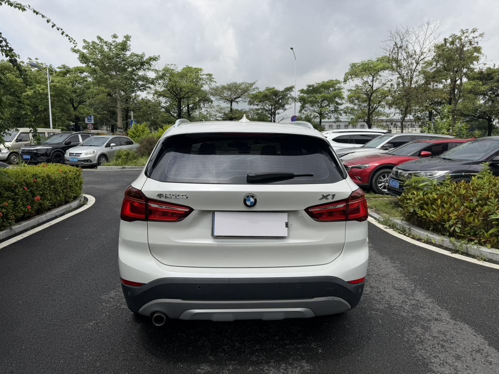 BMW X1 2018 #5 BMW X1 2018 car image #5