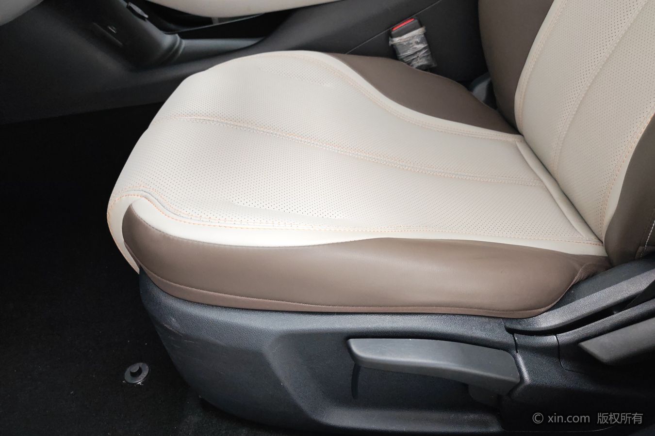 BYD Qin Plus 2023 immagine di auto #21