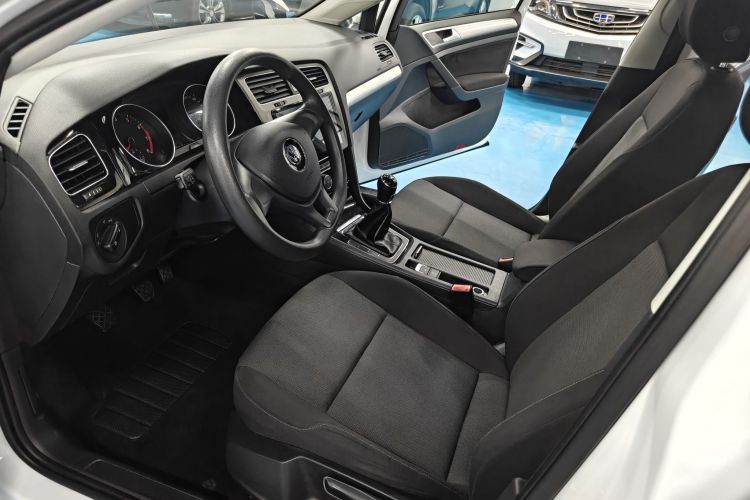 Volkswagen Golf 2019 #14 Volkswagen Golf 2019 car image #14