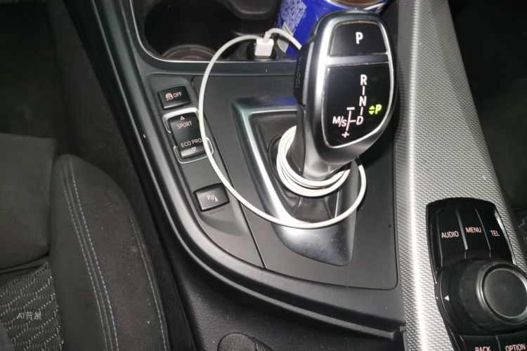 BMW 3 Series 2017 #16 BMW 3 Series 2017 car image #16