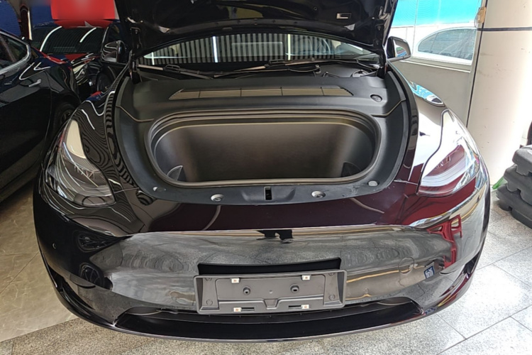 Tesla Model Y 2022 #20 Tesla Model Y 2022 car image #20