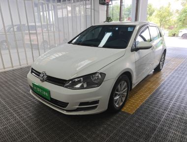 Volkswagen Golf 2016 car image 