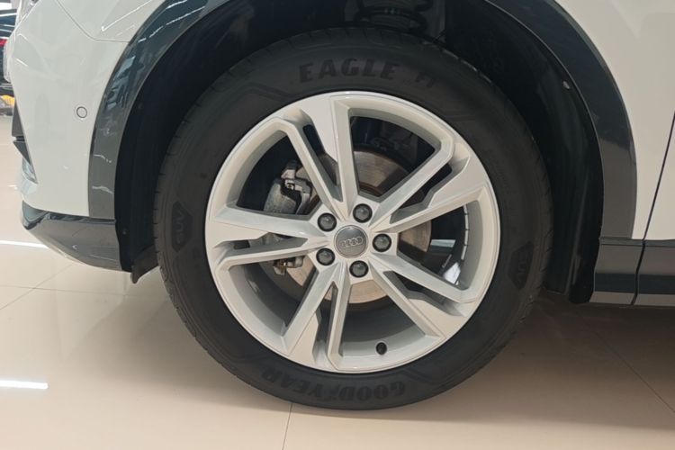 Audi Q3 2020 #9 Audi Q3 2020 immagine di auto #9