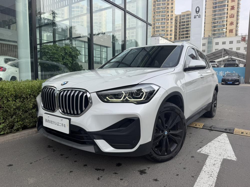 BMW X1 2021 BMW X1 2021 car image