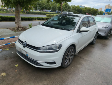 Volkswagen Golf 2020 Volkswagen Golf 2020 car image