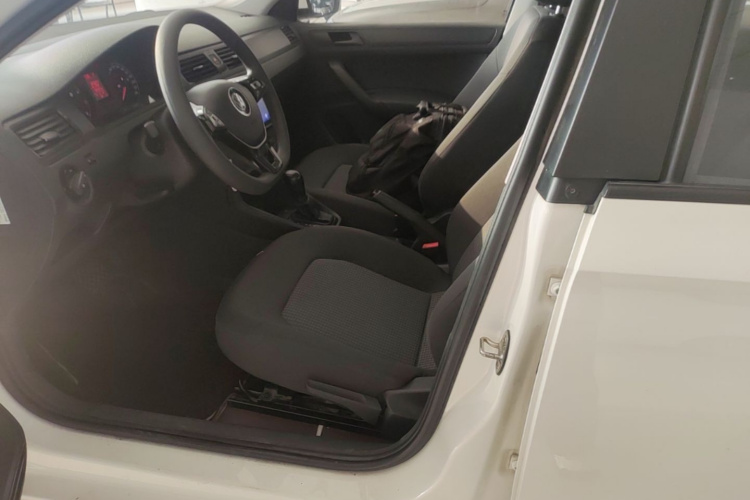 Volkswagen Santana 2022 car image #19