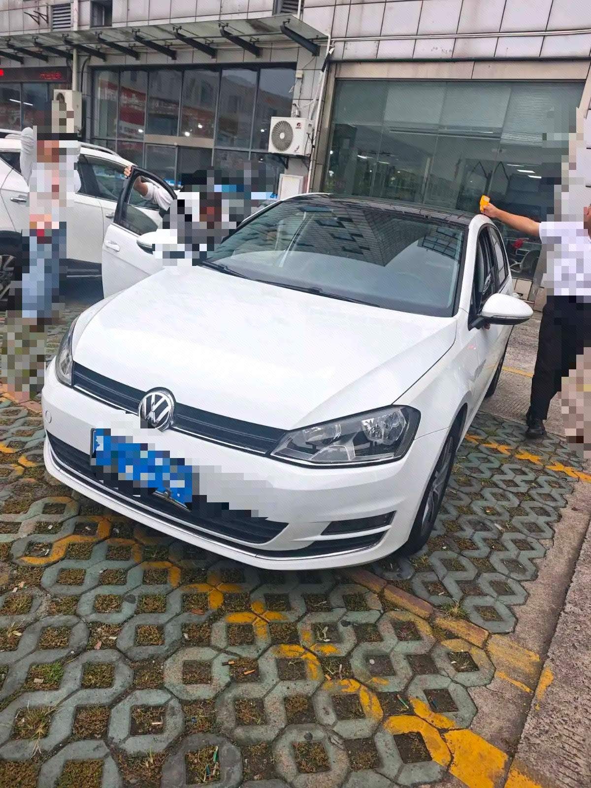 2017 car image 