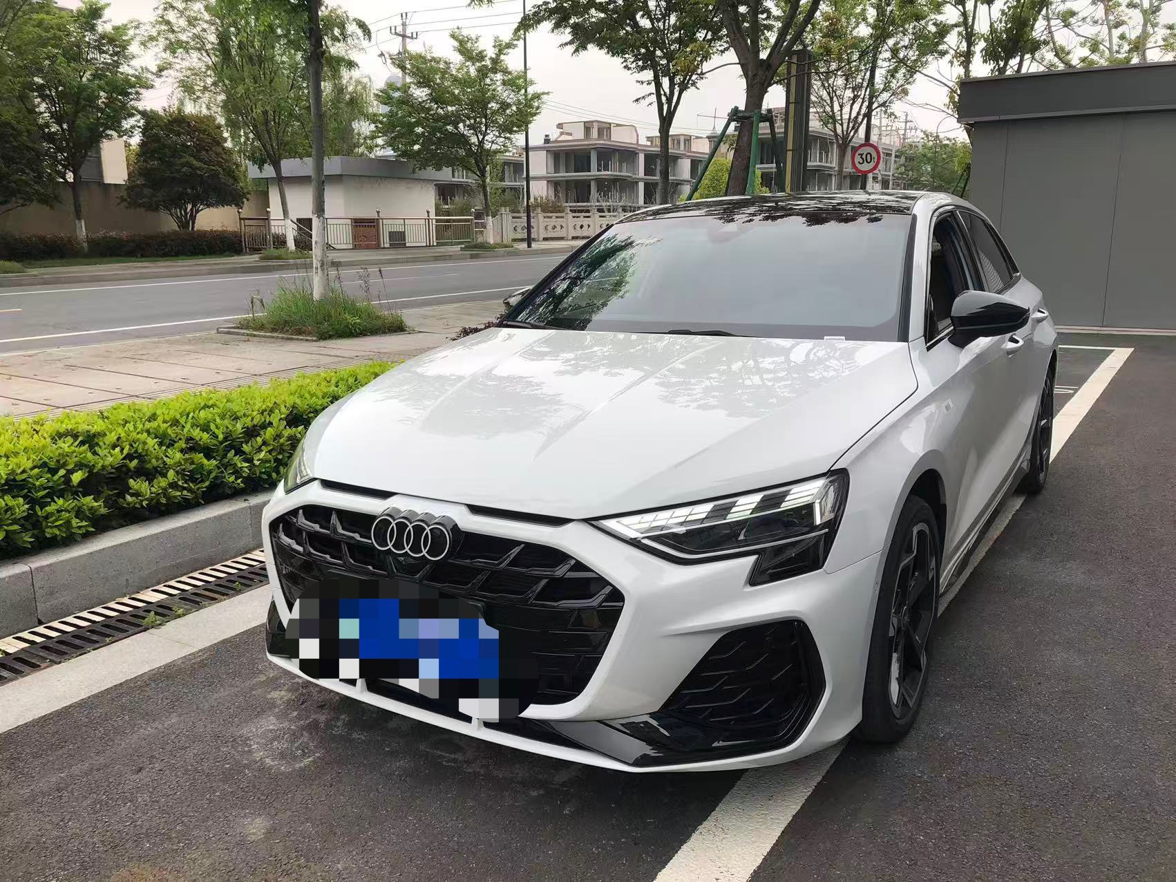 Audi A3 2025 汽车图片 