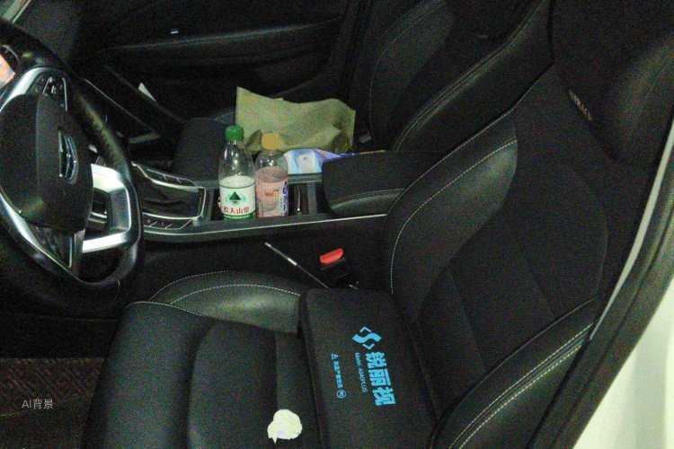 GEELY Emgrand 2020 #17 GEELY Emgrand 2020 car image #17