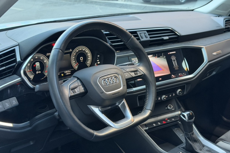 Audi Q3 2022 #14 Audi Q3 2022 immagine di auto #14