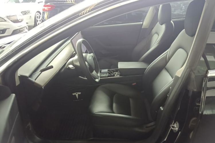 Tesla Model 3 2020 #19 Tesla Model 3 2020 car image #19
