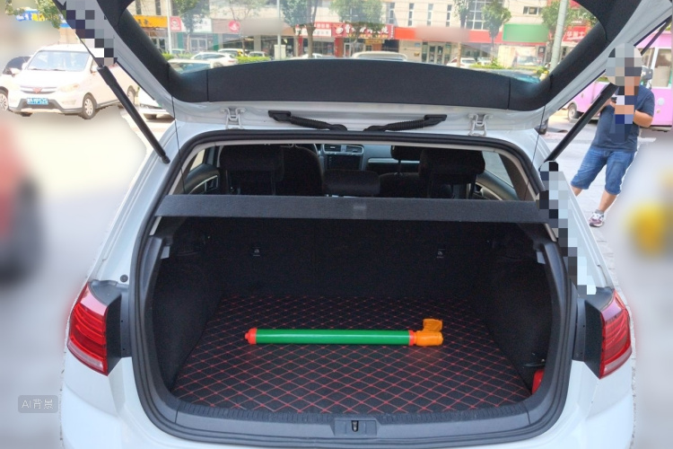 Volkswagen Golf 2020 car image #21