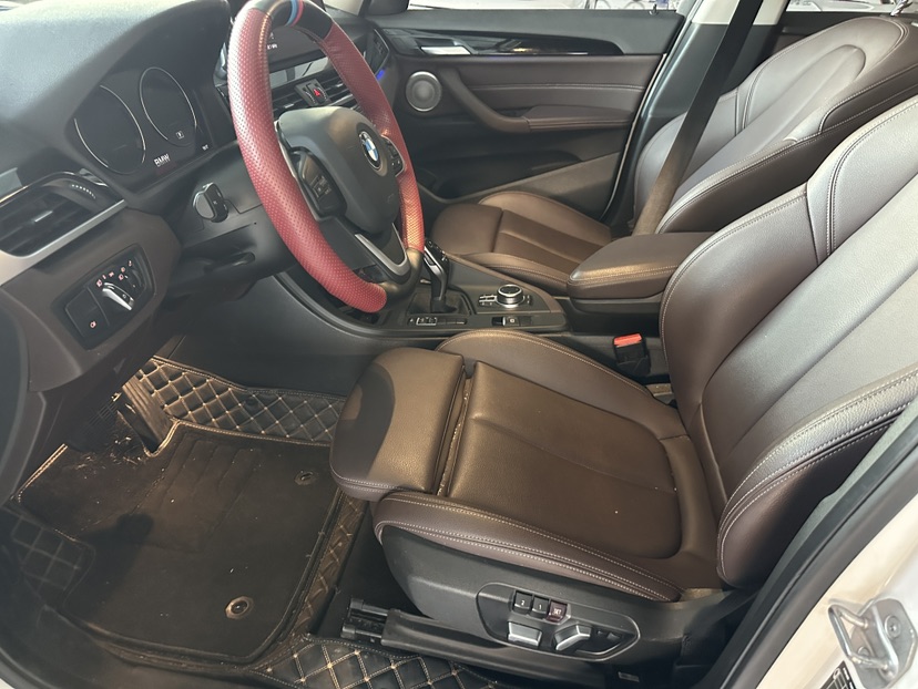 BMW X1 2022 car image #2