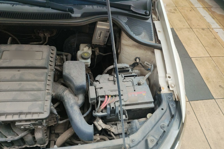 Volkswagen Polo 2017 car image #26
