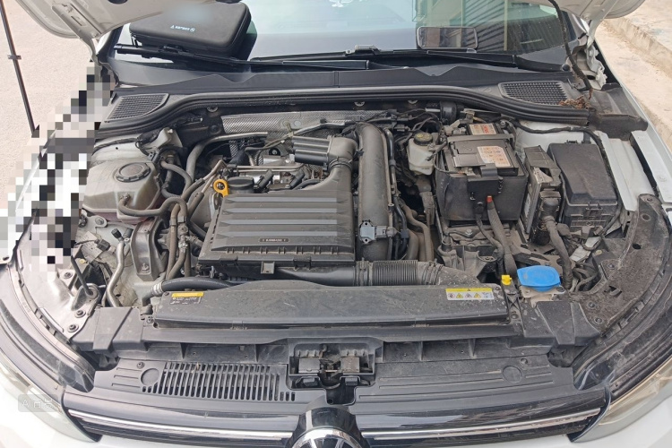 Volkswagen Golf 2021 car image #22