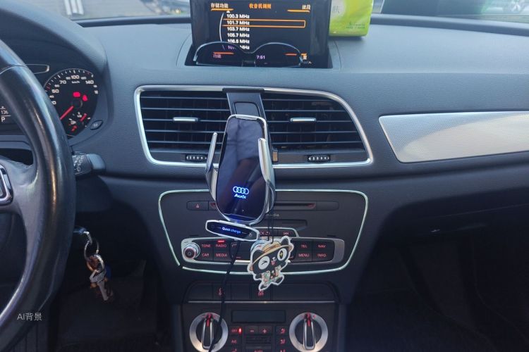 Audi Q3 2015 #15 Audi Q3 2015 car image #15