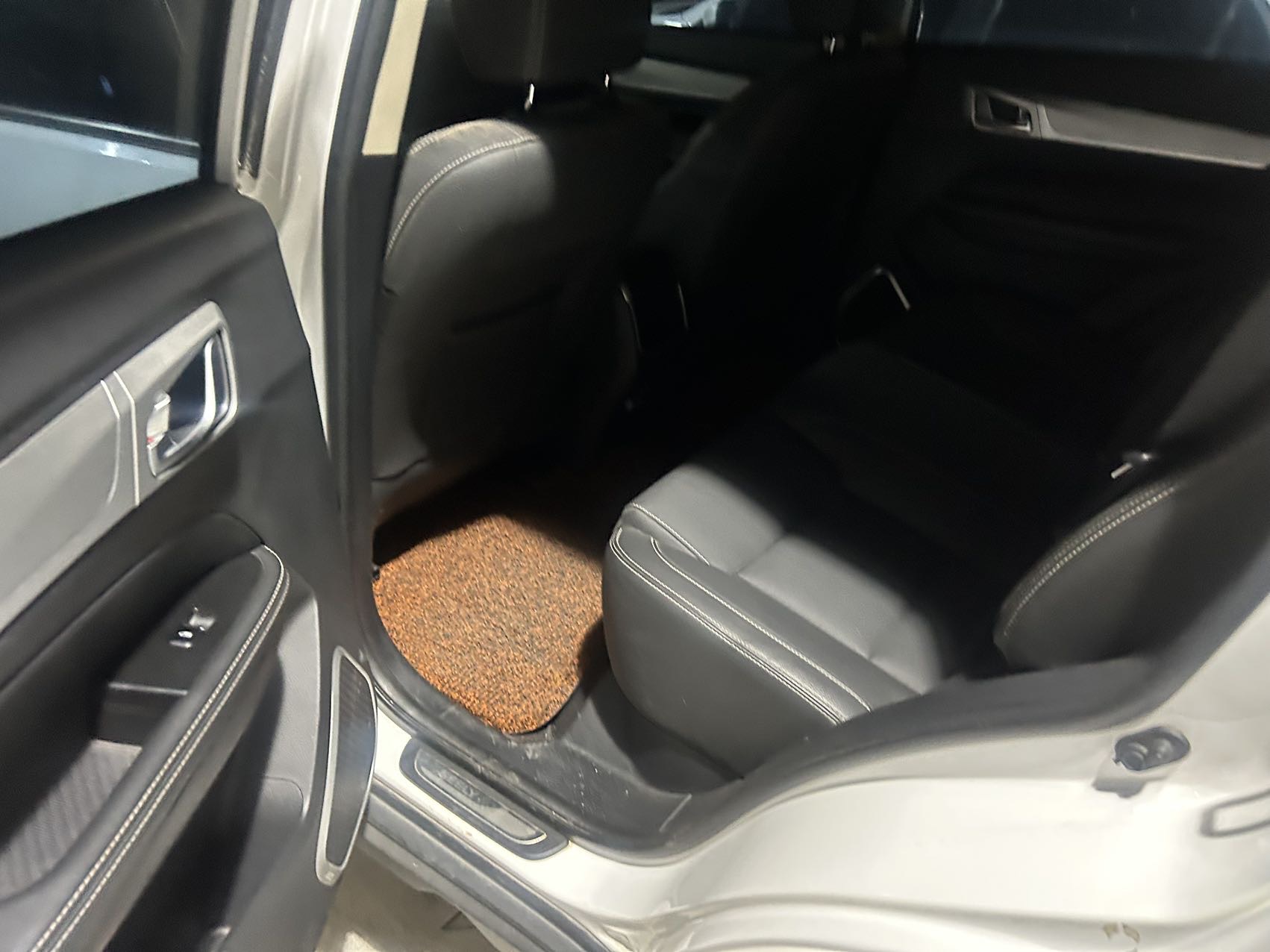 GEELY Vision X6 2019 #3 GEELY Vision X6 2019 car image #3
