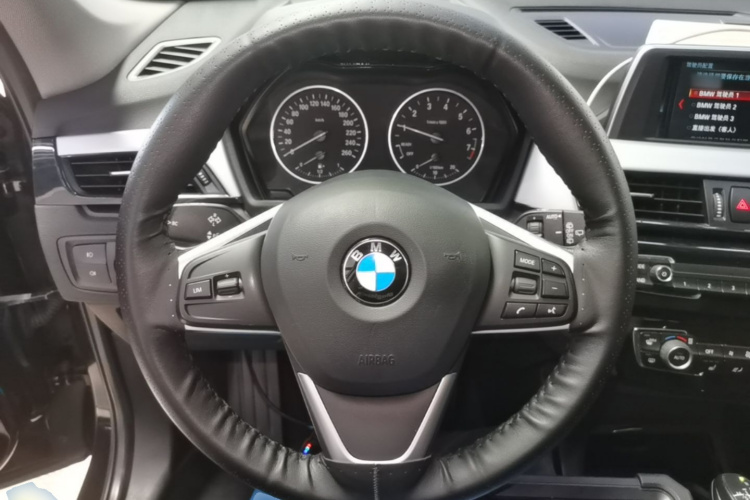 BMW X1 2018 #11 BMW X1 2018 imagen de coche #11