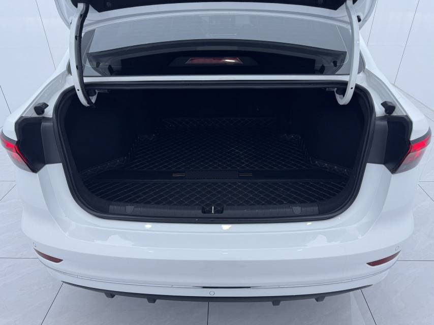 GEELY Emgrand 2022 #13 GEELY Emgrand 2022 image de voiture #13