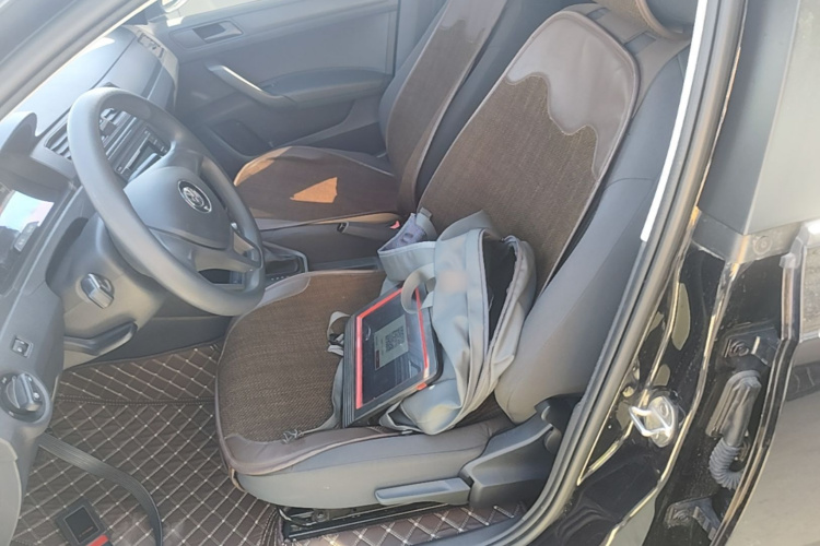 Volkswagen Santana 2023 car image #15