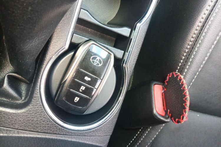 Toyota Corolla 2015 car image #10
